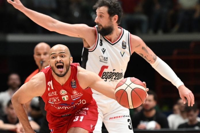 Milano Bologna basket