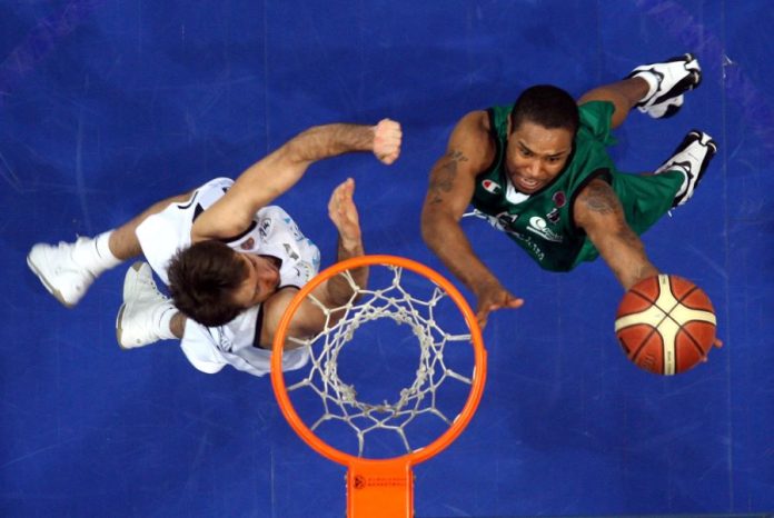Fortitudo: si spegne Giancarlo Tesini, presidente onorario della squadra. Ecco le parole di Bianchini e Tedeschi! (Foto Ansa)